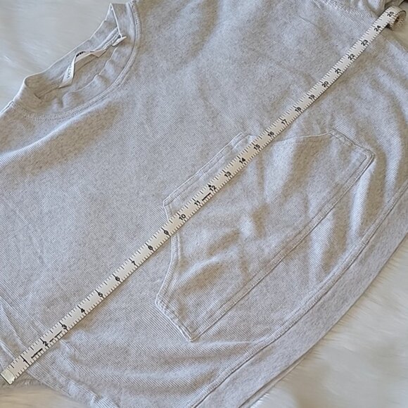 VICTORIA'S SECRET Gray Cropped Thermal Drop Shoulder Athleisure Lounge Top Sz M - Picture 8 of 10